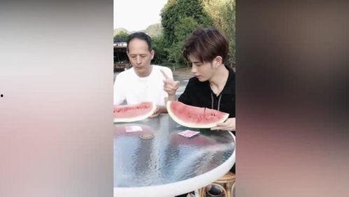帅哥吃瓜视频全集,揭秘娱乐圈幕后真相，笑料连连