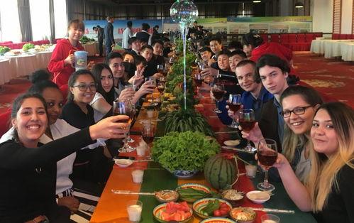 党员不做吃瓜群众,不做吃瓜群众，共筑中国梦